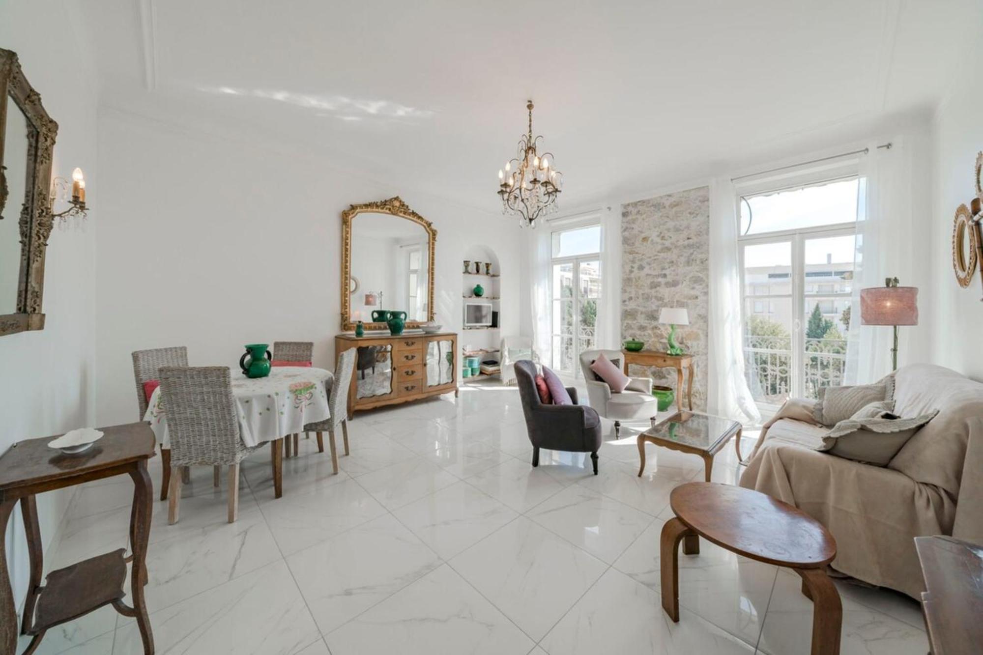 Wdf 2 Bedrooms Heart Of Appartement Cannes
